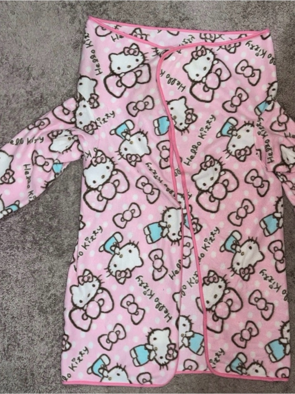 Hello Kitty Blanket Snuggie